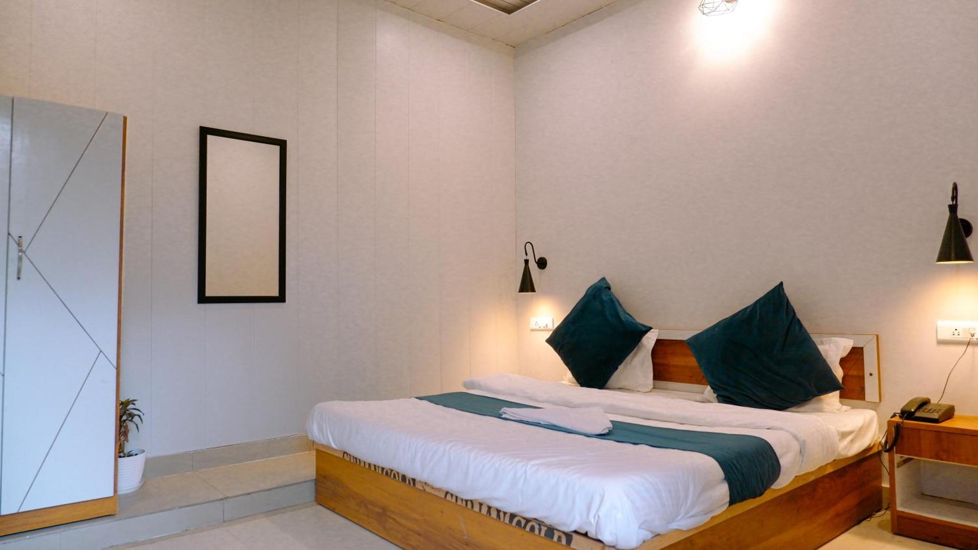 Soul Haven On Main Hotel Rishikesh Exterior photo
